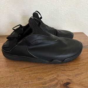 Nike Air Zoom Pulse Triple Black Sneakers Size 7